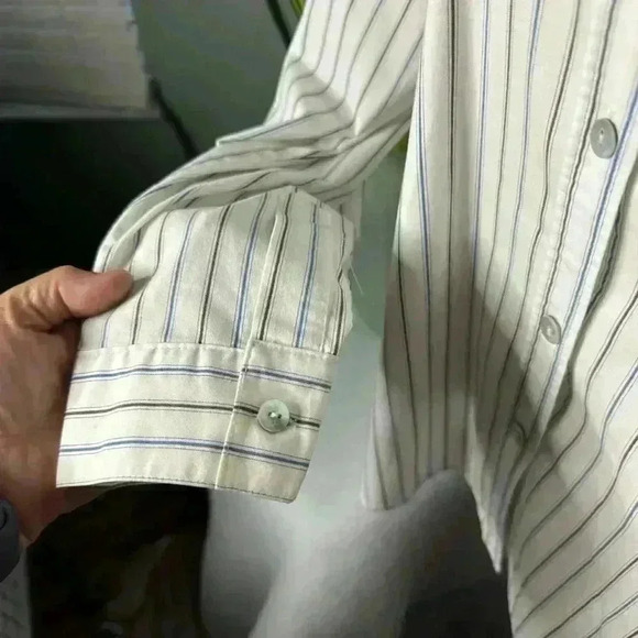 Market By Chico’s 2 L Women’s Blue Pin Stripes Long Sleeve Button Down Dressy - Picture 4 of 9